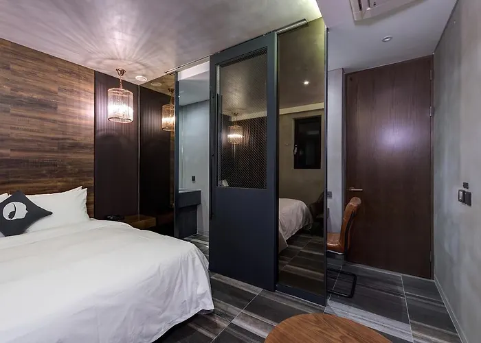 Hotel The Designers Kondae