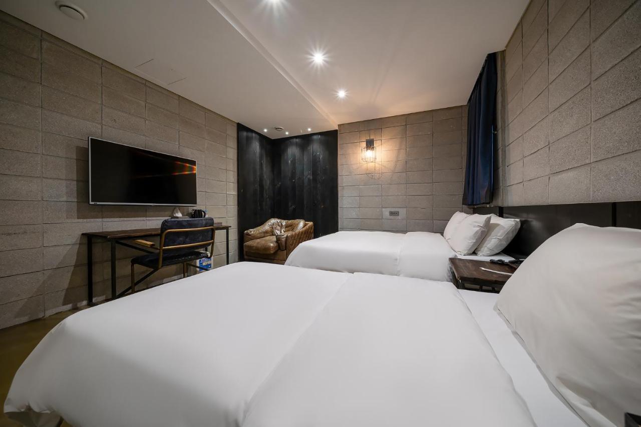 Hotel The Designers Kondae 3*