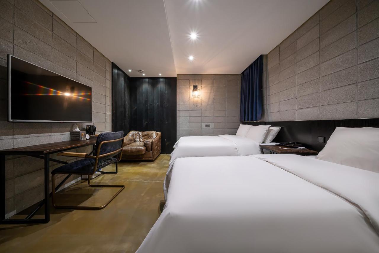 Hotel The Designers Kondae 3*